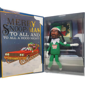 Snoop On The Stoop A Hood Tradition Green Plush Doll 2025 Edition Brand New